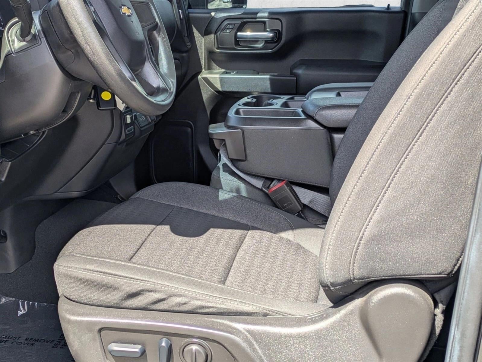 2022 Chevrolet Silverado 2500 HD Crew Cab Standard Box 2-Wheel Drive Custom