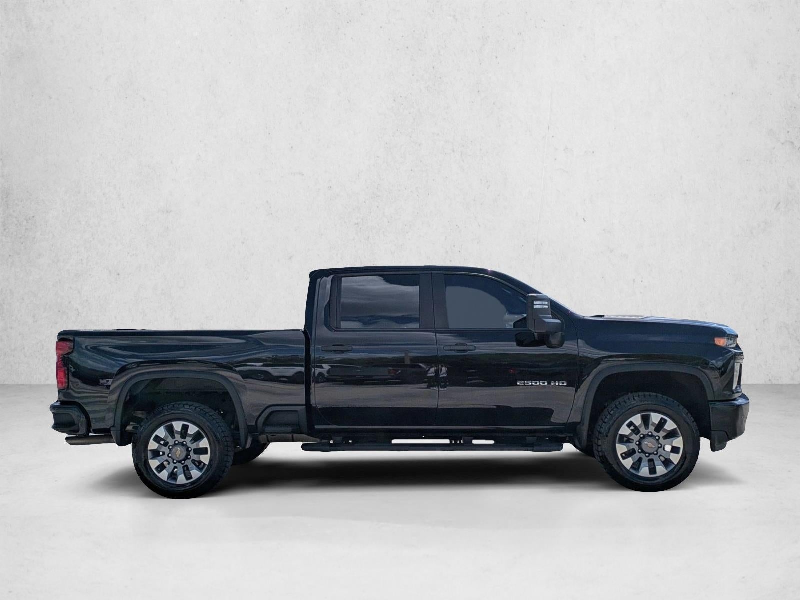 2022 Chevrolet Silverado 2500 HD Crew Cab Standard Box 2-Wheel Drive Custom