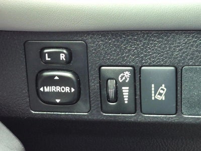 2017 Toyota RAV4 XLE AWD (Natl)
