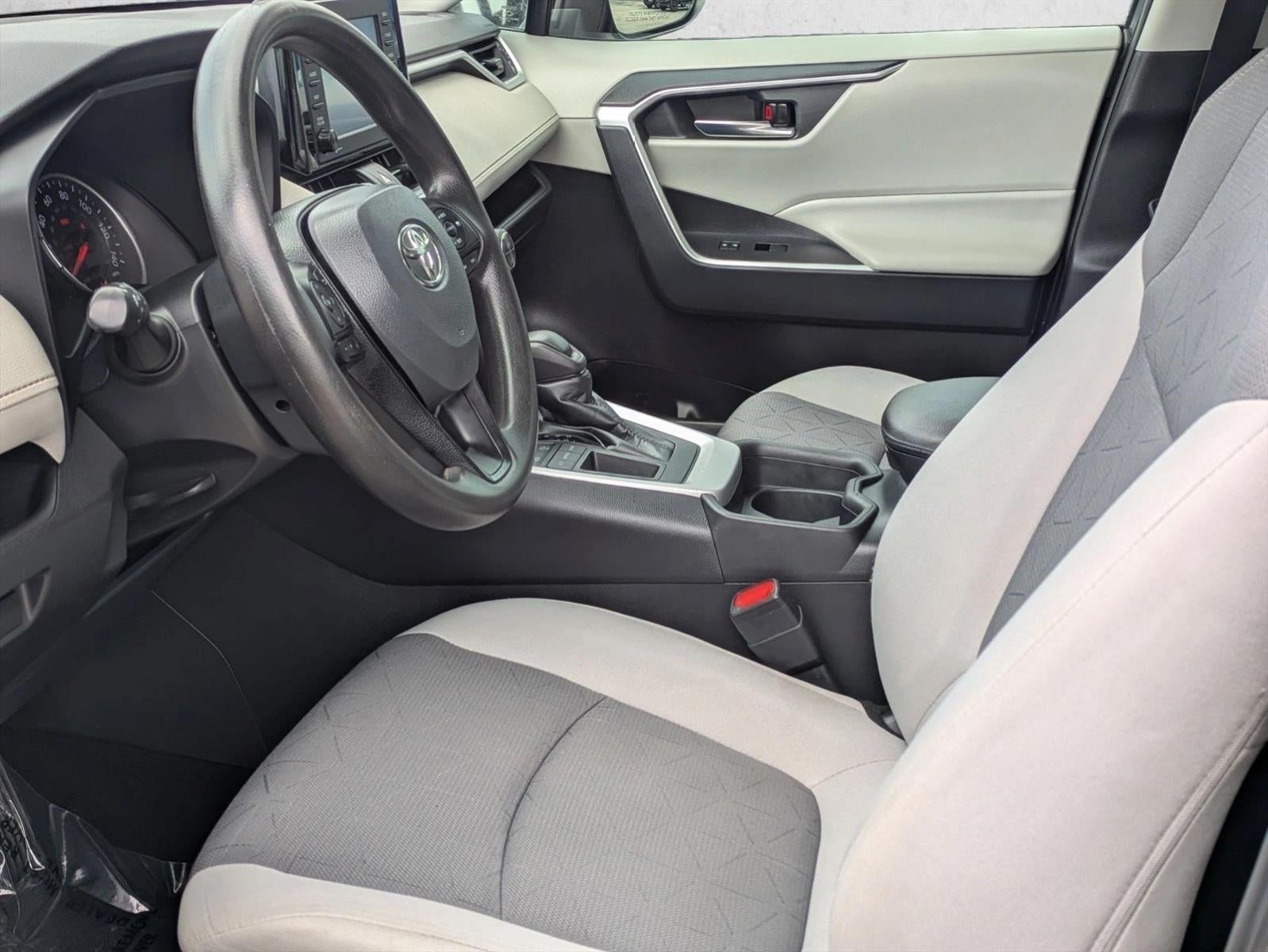 2021 Toyota RAV4 XLE FWD (GS)