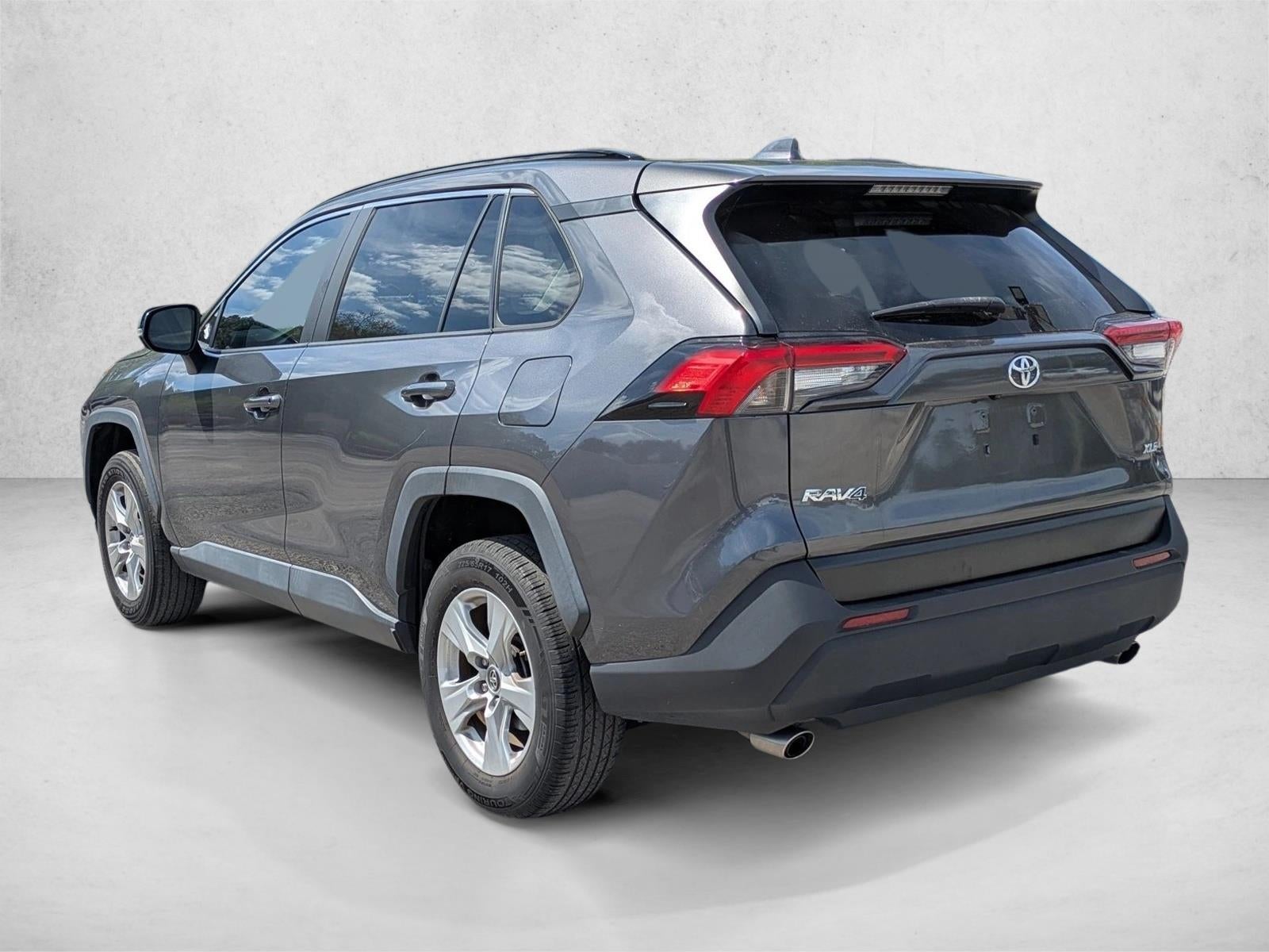 2021 Toyota RAV4 XLE FWD (GS)