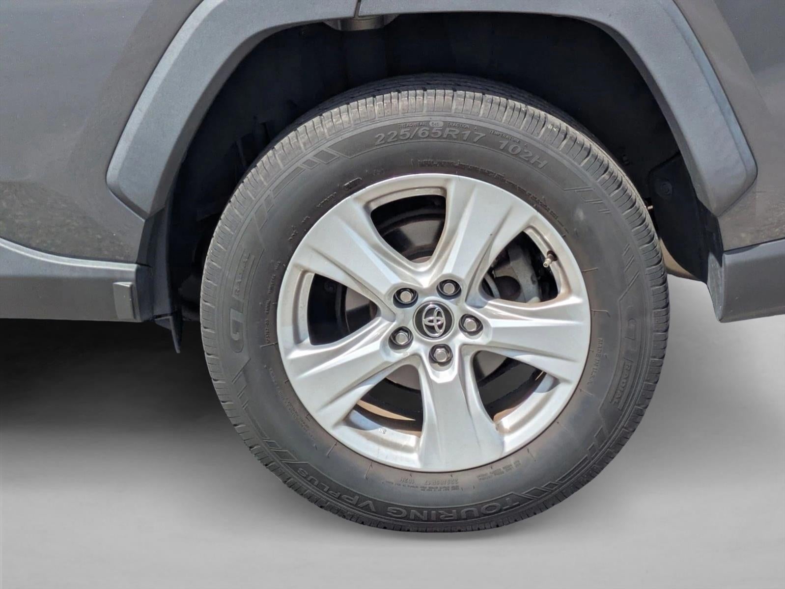 2021 Toyota RAV4 XLE FWD (GS)