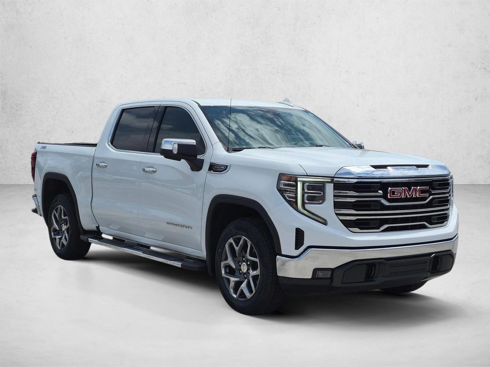 2023 GMC Sierra 1500 Crew Cab Short Box 4-Wheel Drive SLT