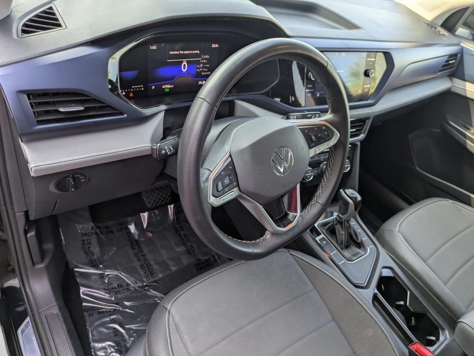 2024 Volkswagen Taos SE FWD