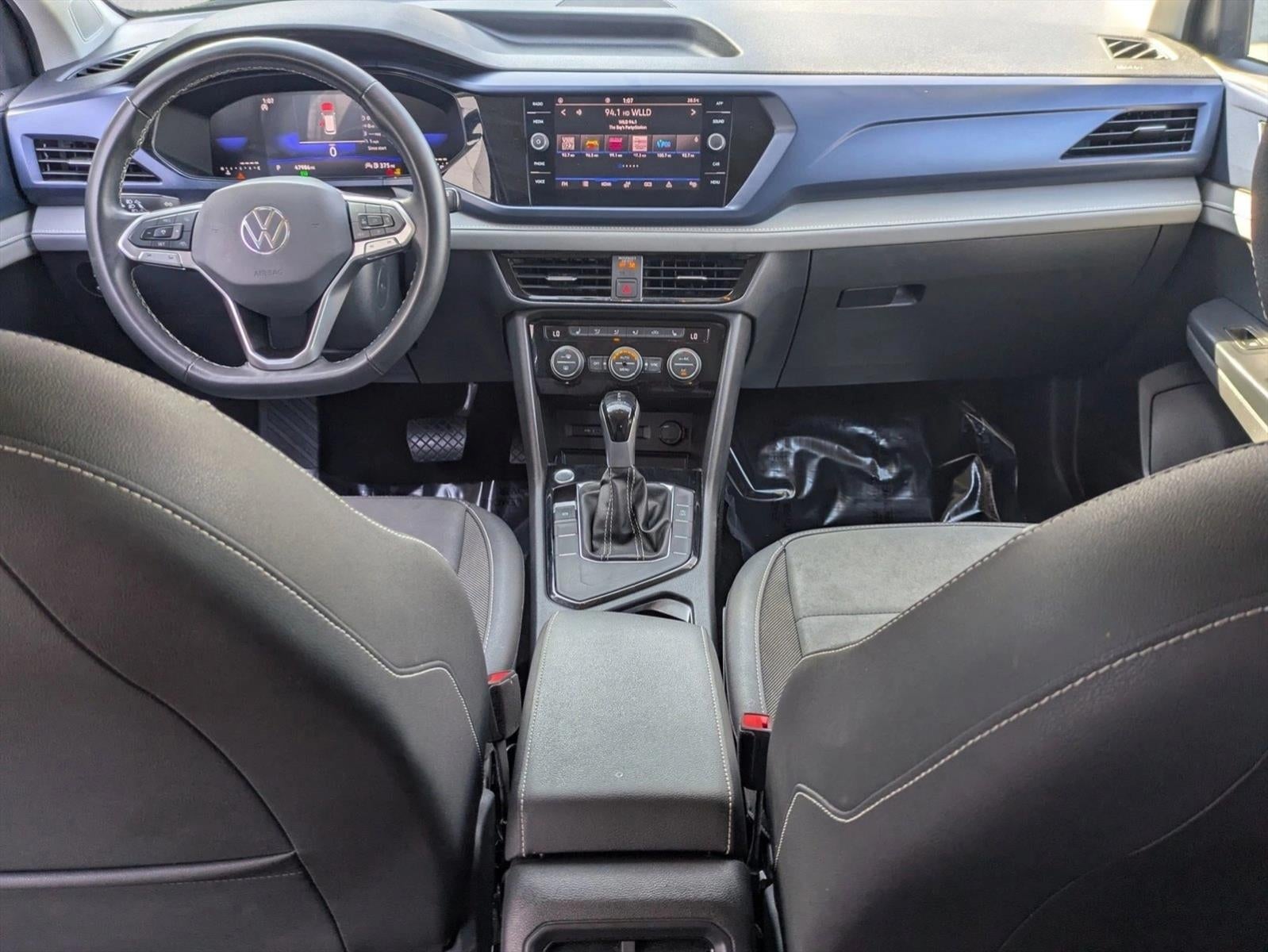 2024 Volkswagen Taos SE FWD