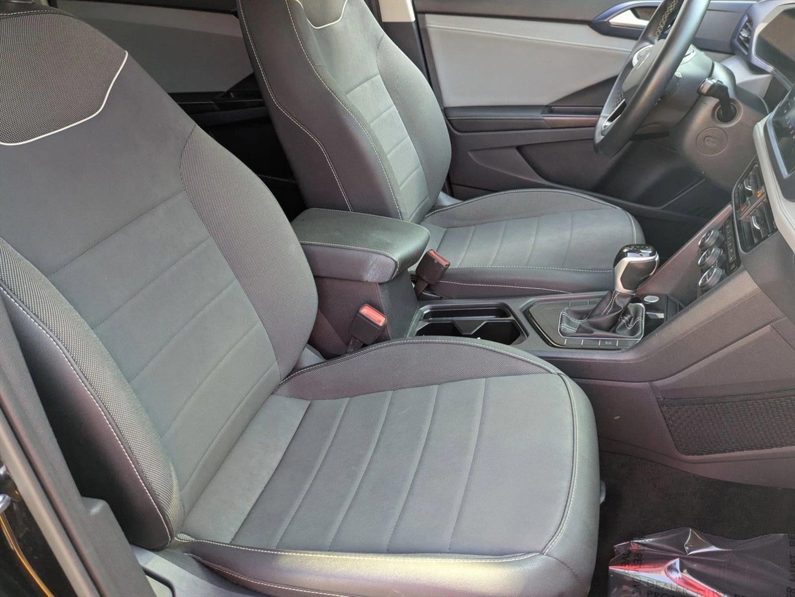 2024 Volkswagen Taos SE FWD