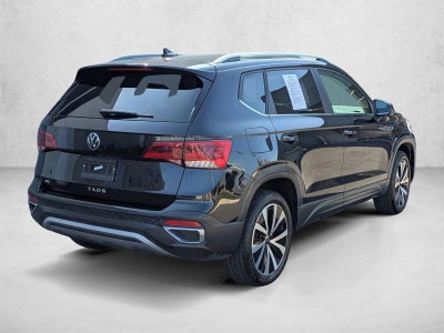 2024 Volkswagen Taos SE FWD