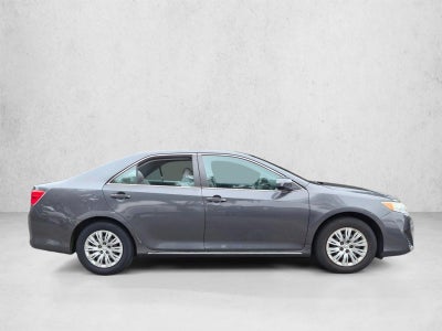 2012 Toyota Camry 4dr Sdn I4 Auto LE (Natl)
