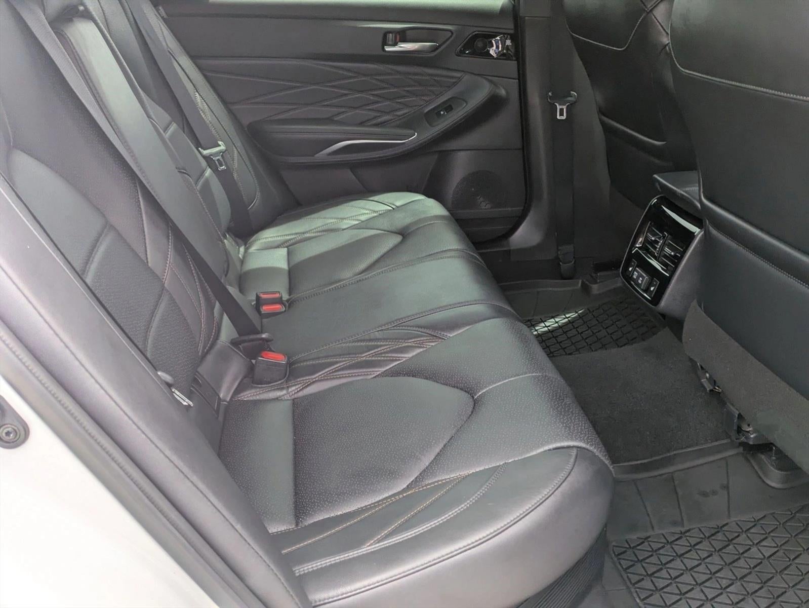 2021 Toyota Avalon Hybrid Limited FWD (Natl)