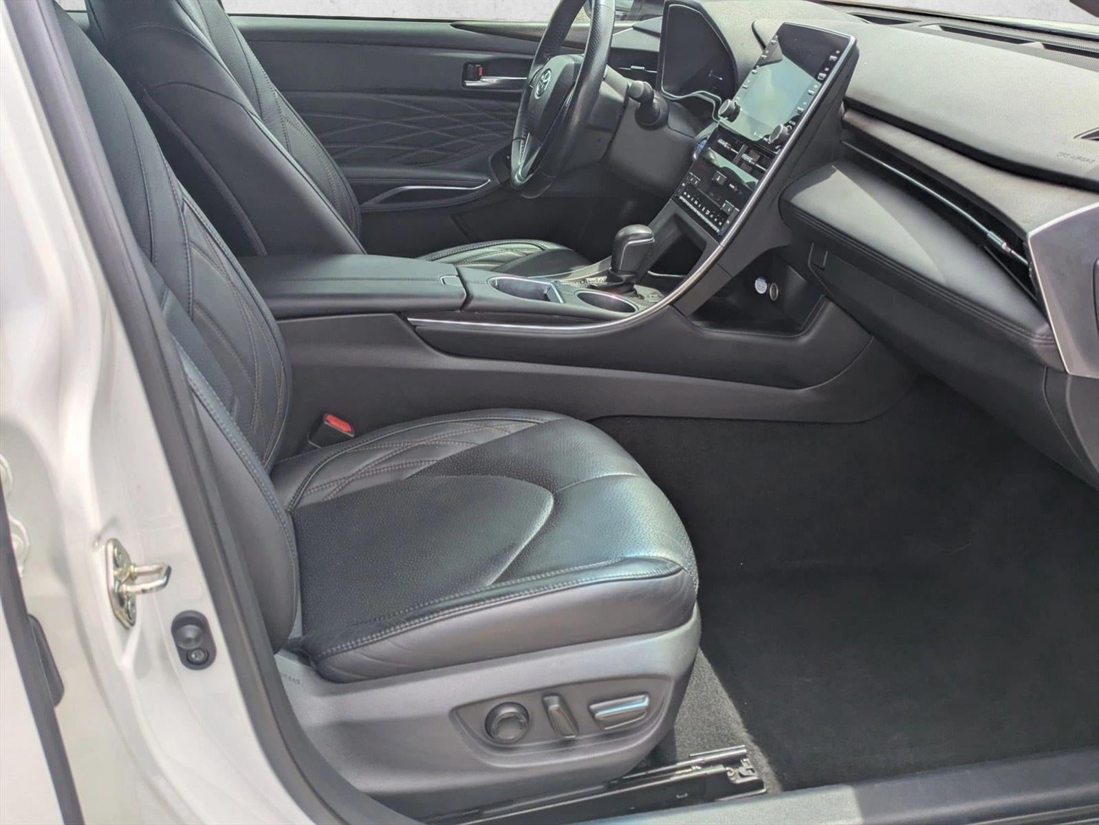 2021 Toyota Avalon Hybrid Limited FWD (Natl)