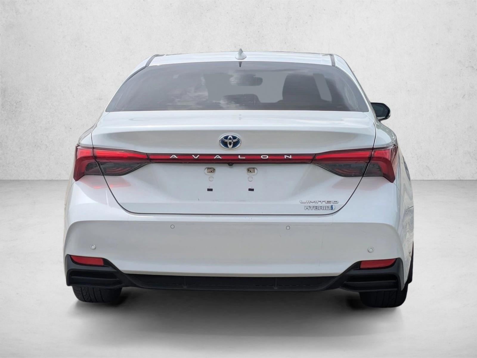 2021 Toyota Avalon Hybrid Limited FWD (Natl)