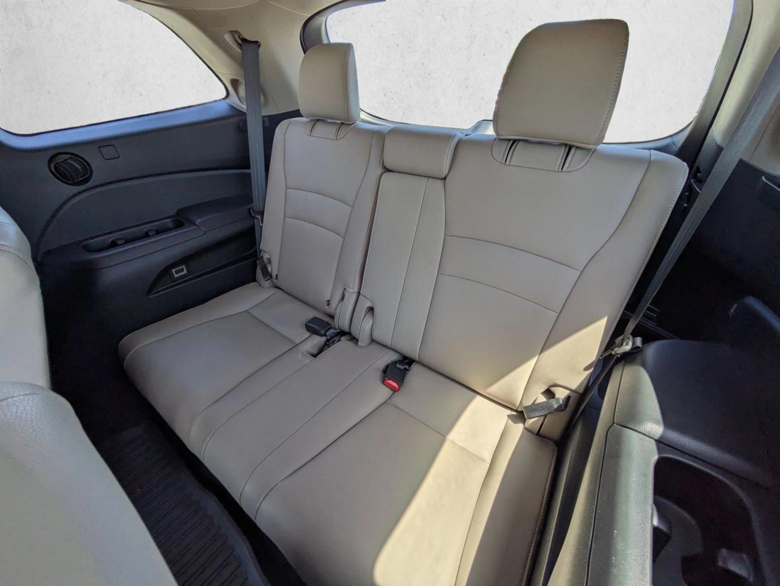 2022 Honda Pilot Touring 7-Passenger 2WD