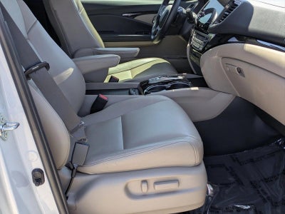 2022 Honda Pilot Touring 7-Passenger 2WD