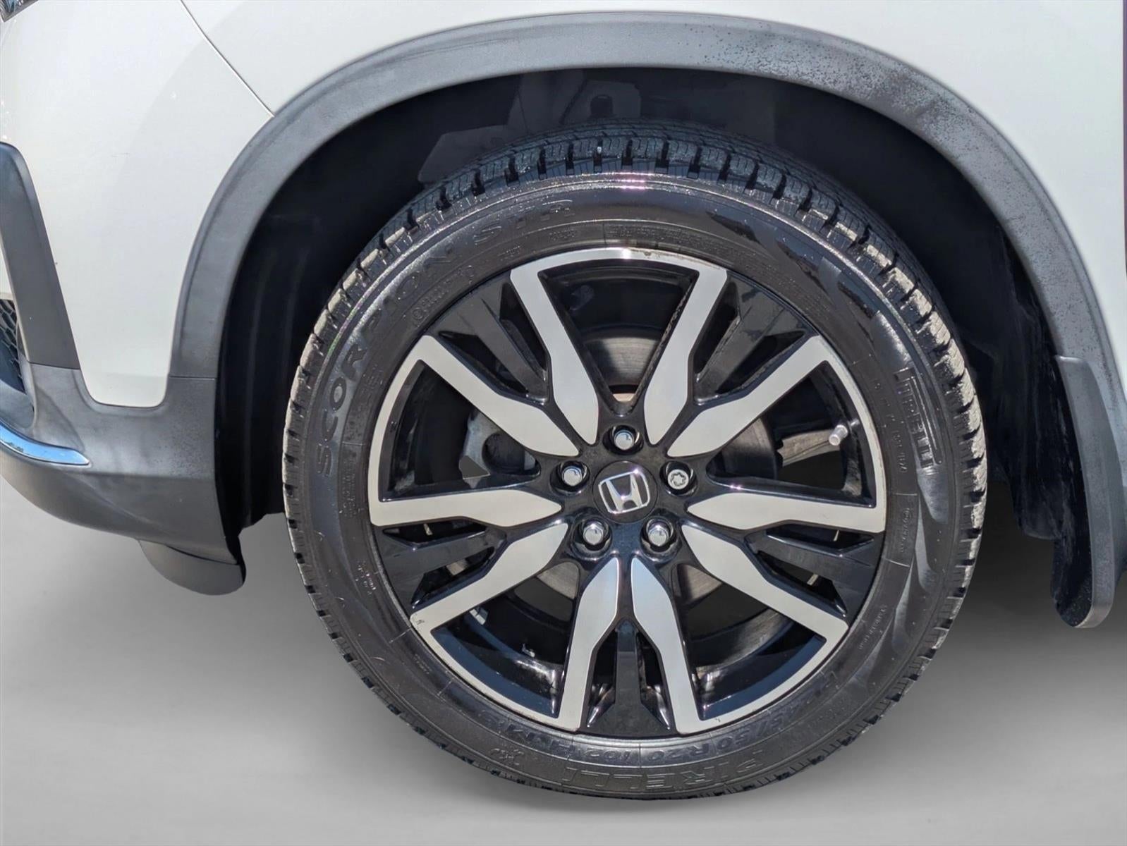 2022 Honda Pilot Touring 7-Passenger 2WD
