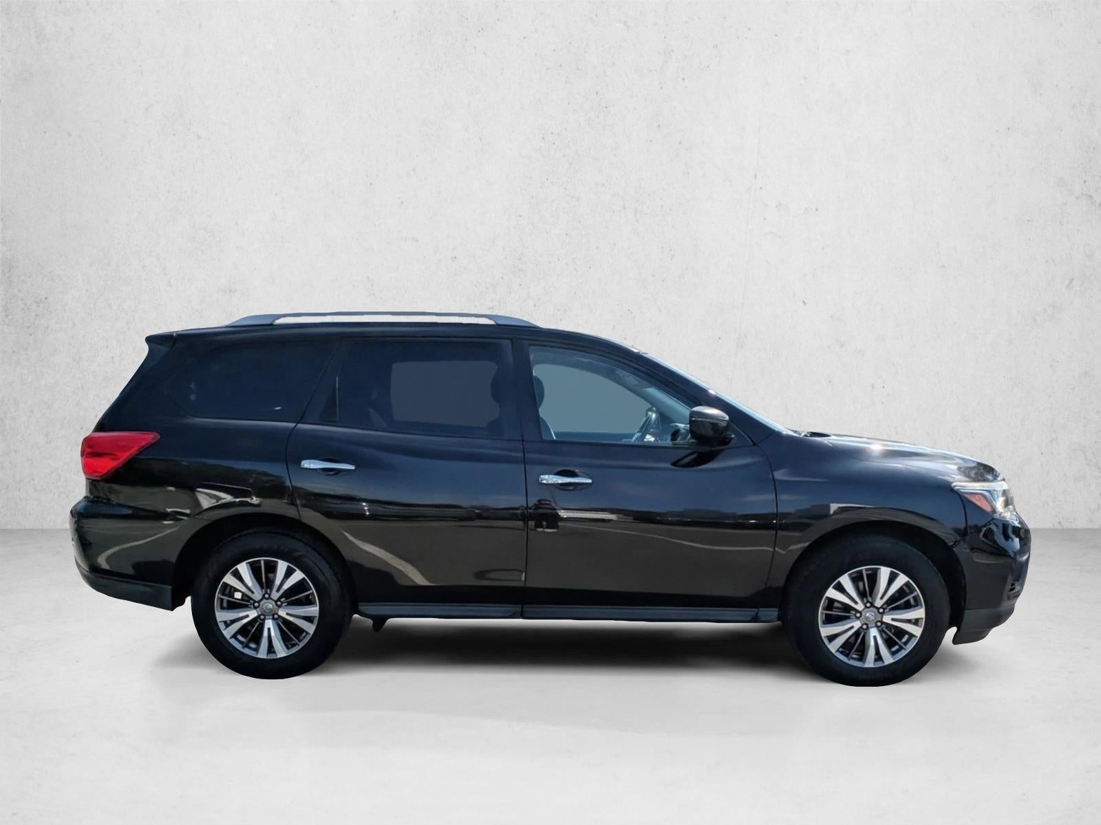 2020 Nissan Pathfinder 4x4 SV