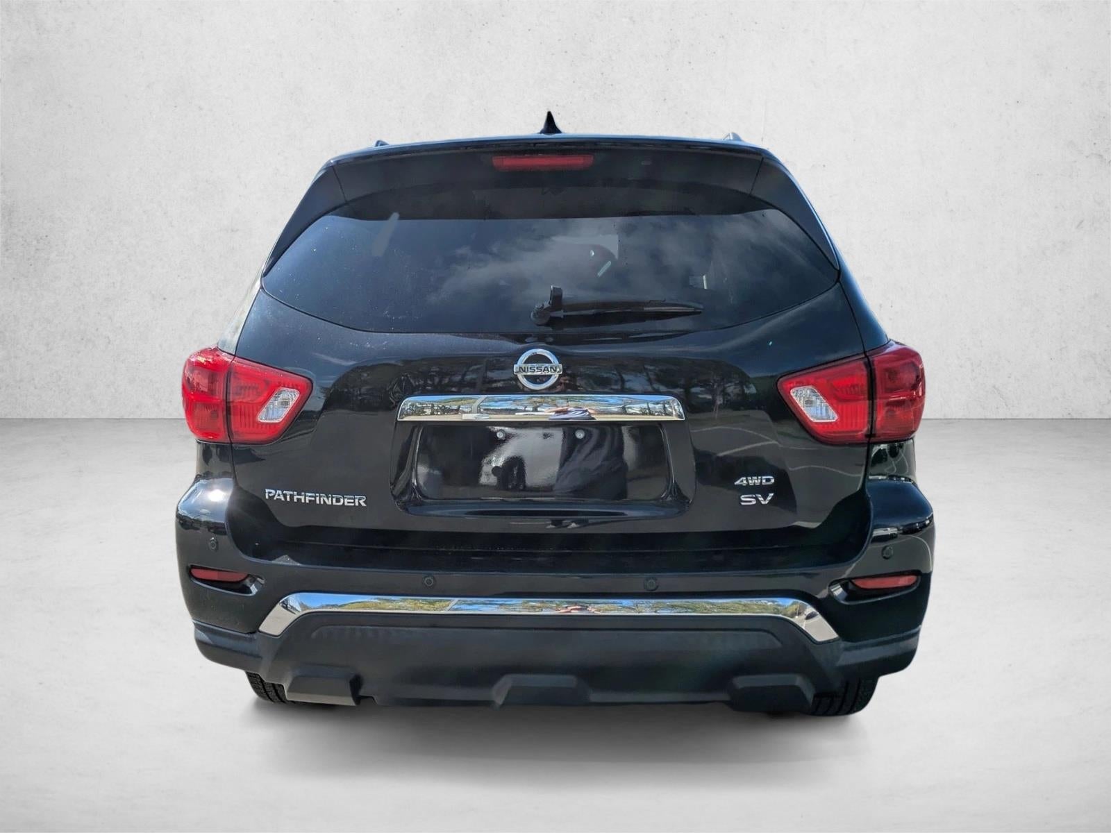 2020 Nissan Pathfinder 4x4 SV