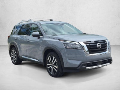 2025 Nissan Pathfinder Platinum 2WD
