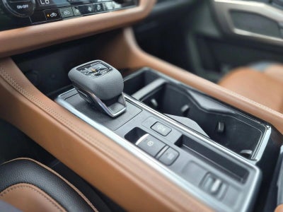 2024 Nissan Pathfinder Platinum 2WD
