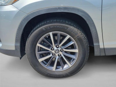 2019 Toyota Highlander XLE V6 FWD (Natl)