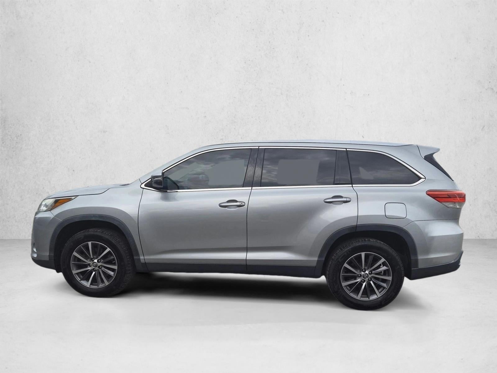 2019 Toyota Highlander XLE V6 FWD (Natl)