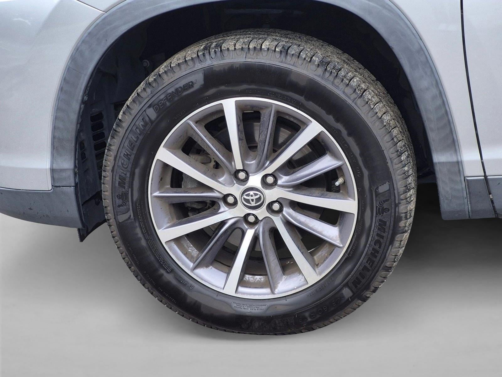 2019 Toyota Highlander XLE V6 FWD (Natl)