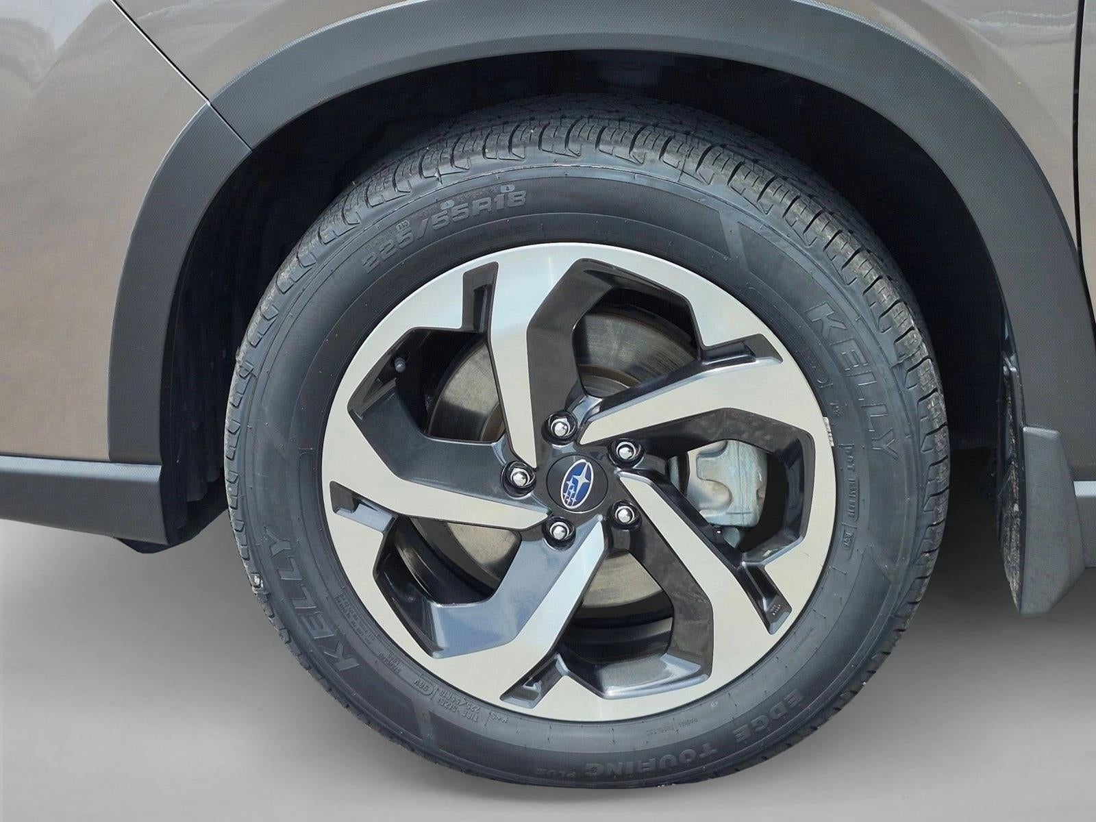 2023 Subaru Forester Touring CVT