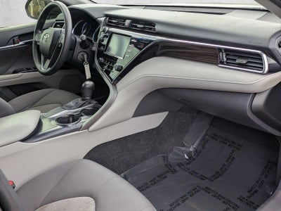 2018 Toyota Camry LE Auto (SE)