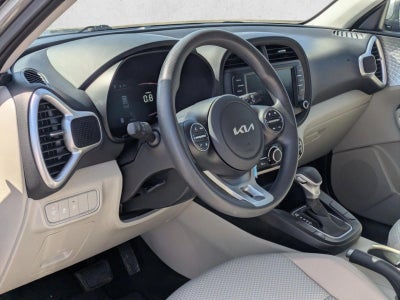 2023 Kia Soul LX IVT