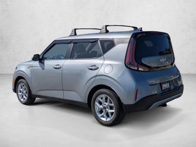 2023 Kia Soul LX IVT