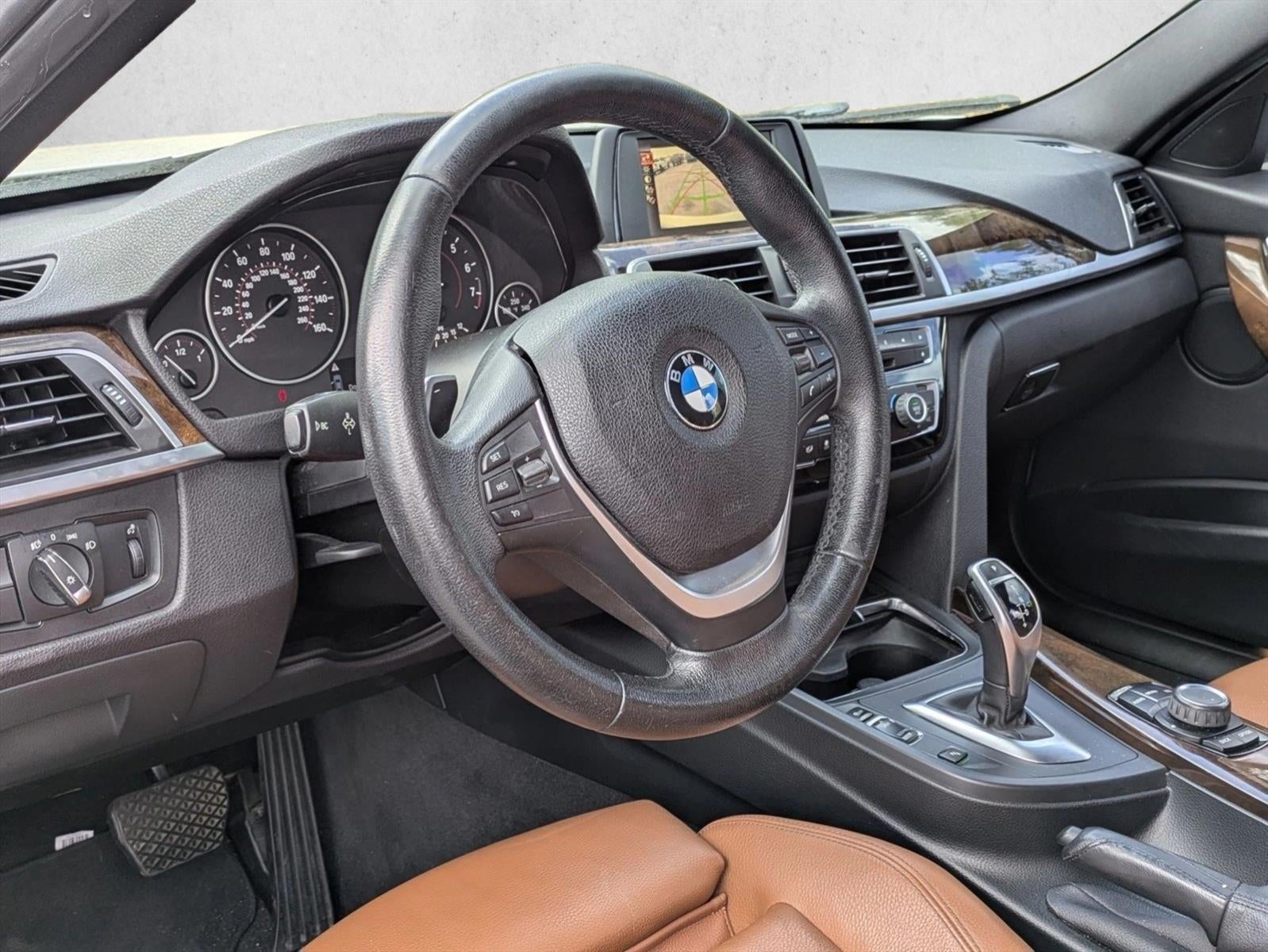 2017 BMW 330i Sedan