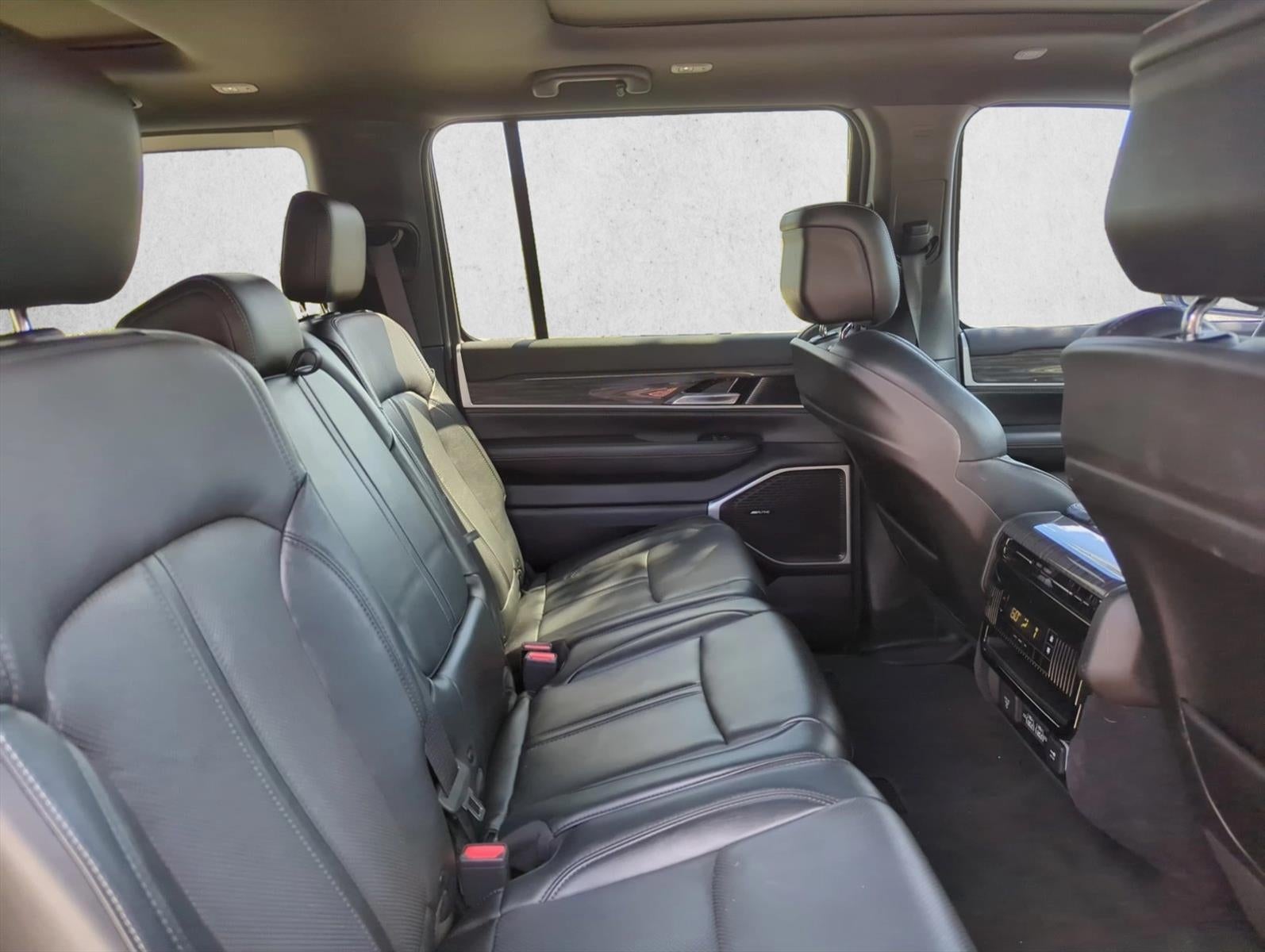 2022 Jeep Wagoneer Series II 4x4