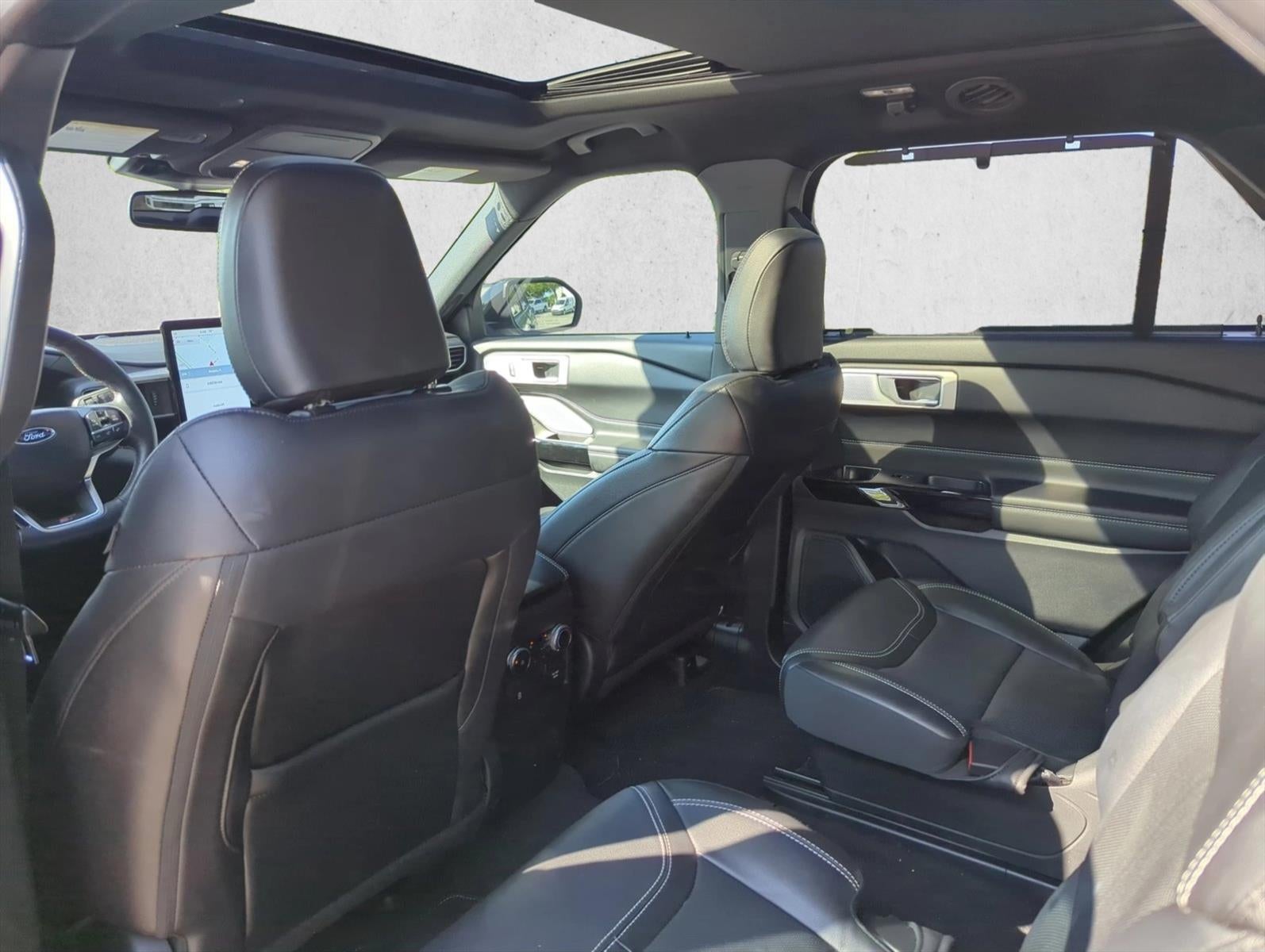 2023 Ford Explorer ST 4WD