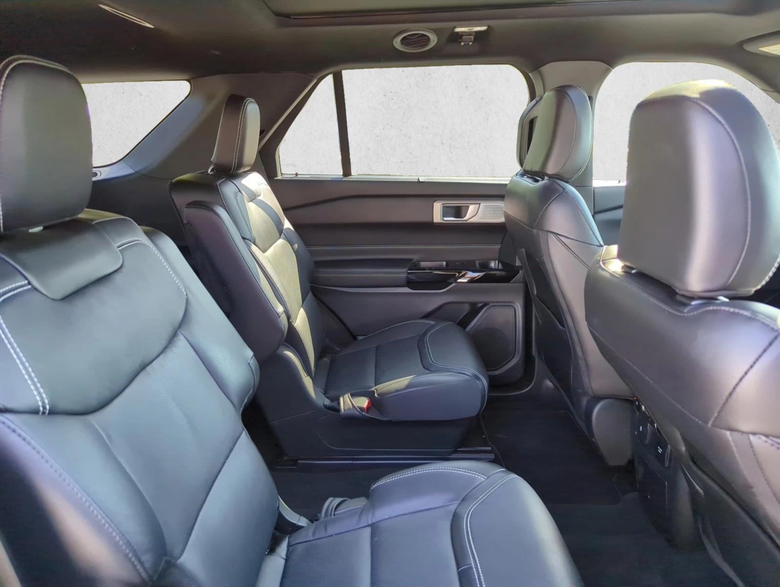 2023 Ford Explorer ST 4WD