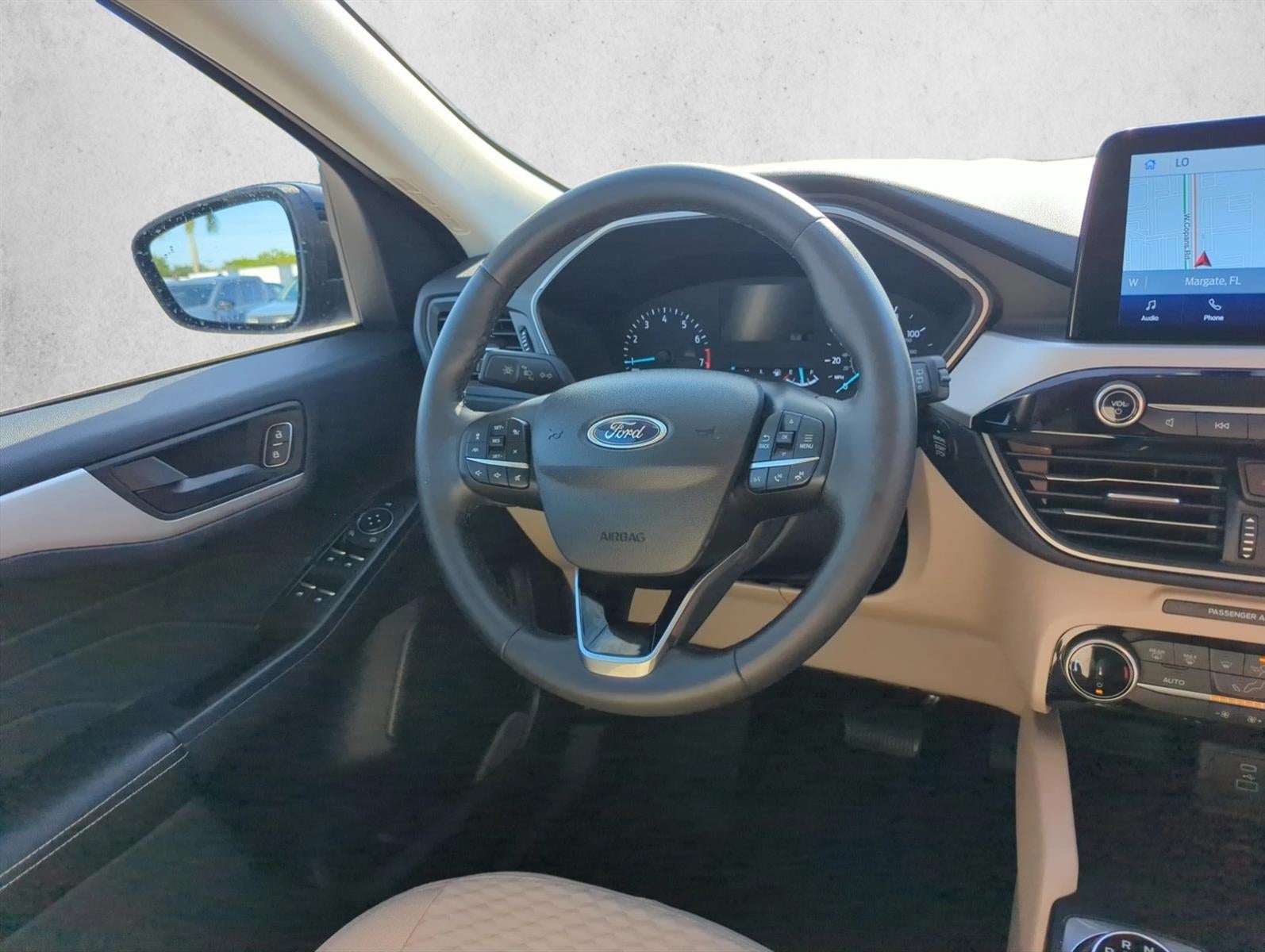 2022 Ford Escape SE FWD