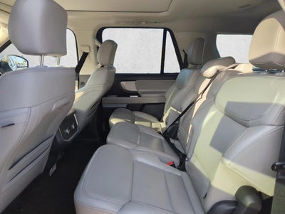 2025 Ford Expedition Max Active 4x4