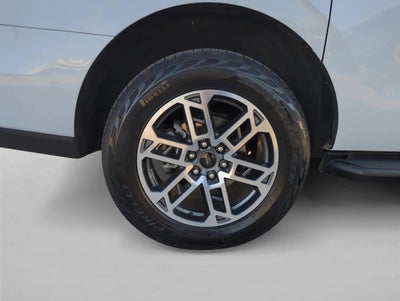 2025 Ford Expedition Max Active 4x4