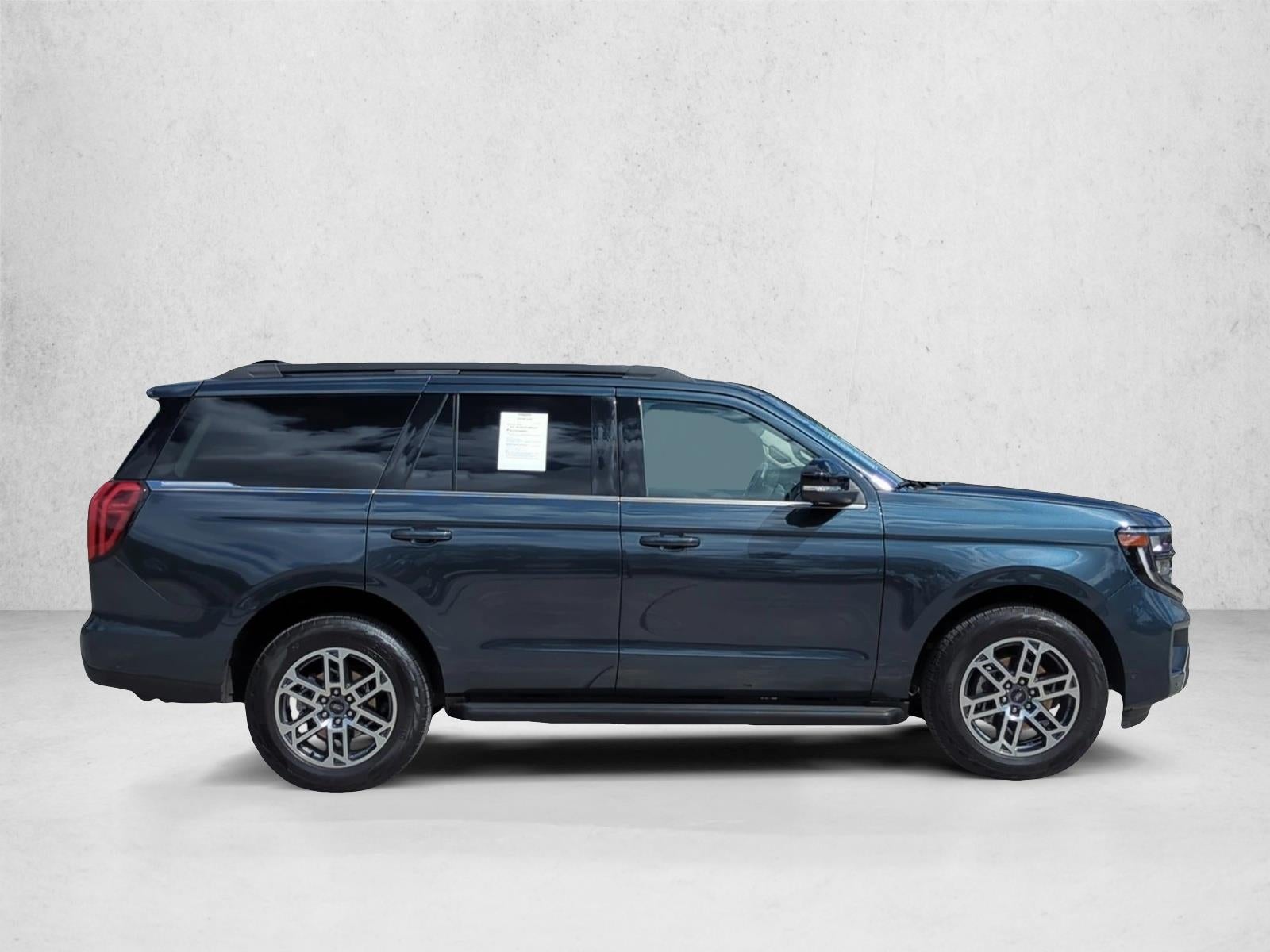 2025 Ford Expedition Active 4x4