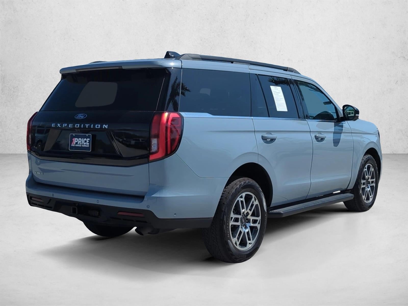 2025 Ford Expedition Active 4x4