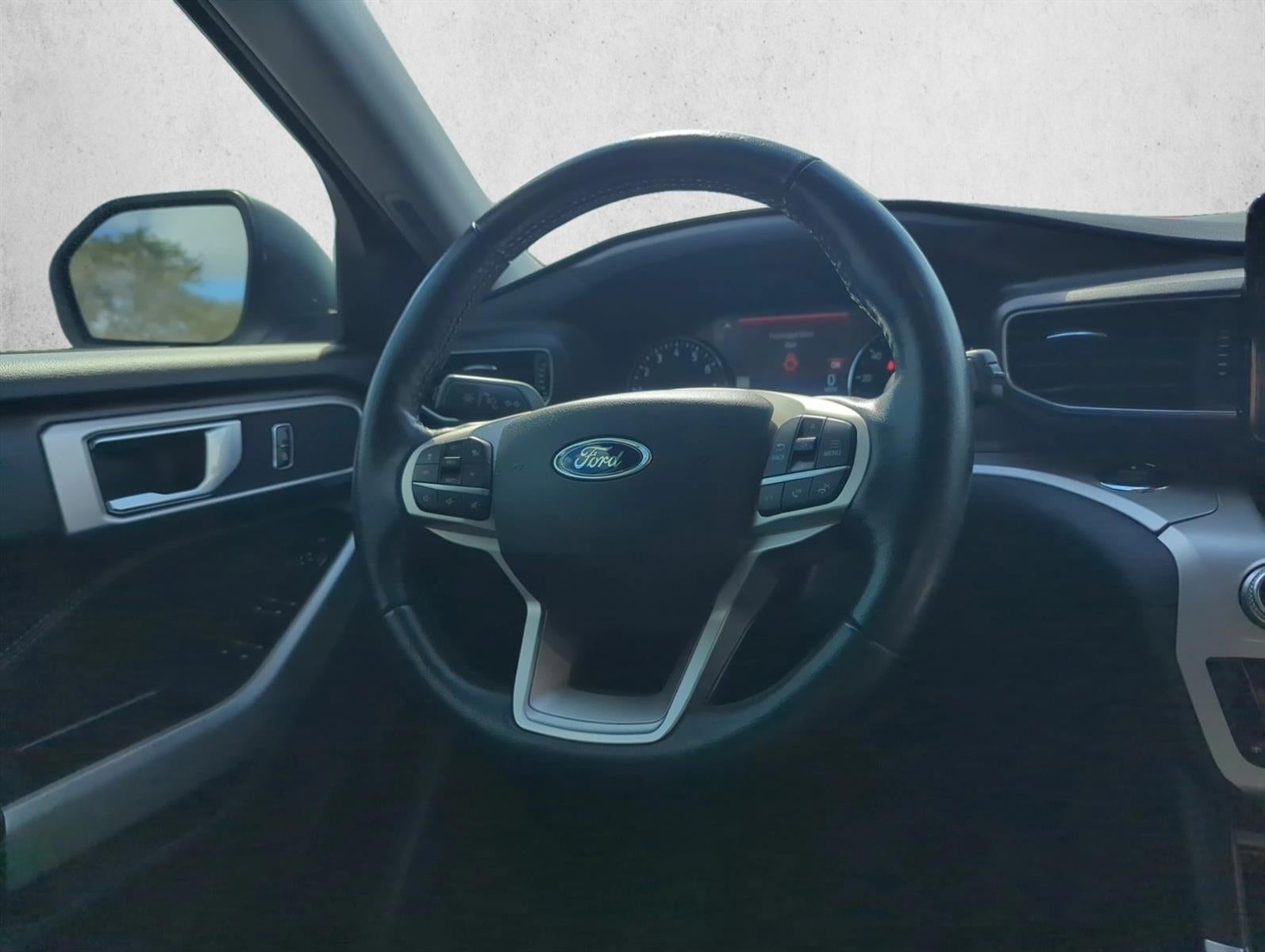 2021 Ford Explorer XLT RWD
