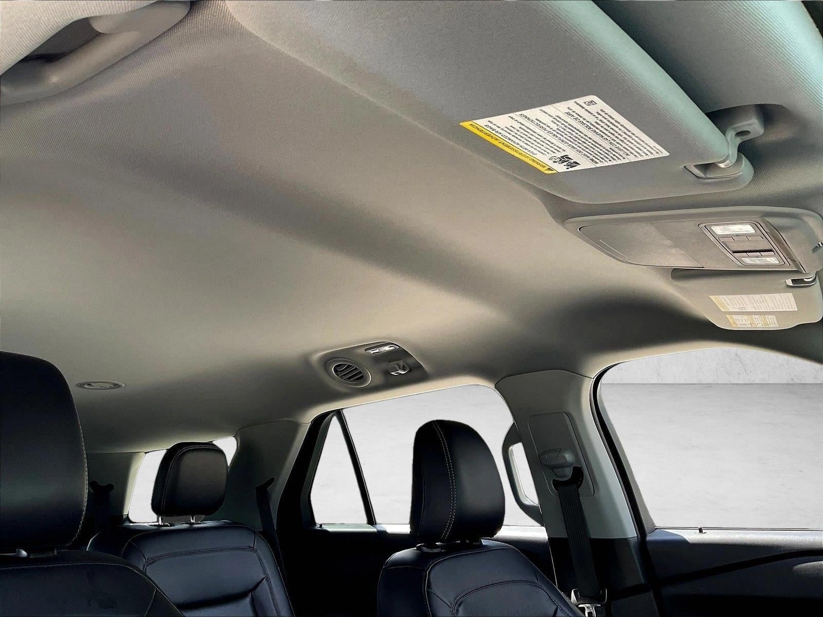 2023 Ford Explorer XLT RWD