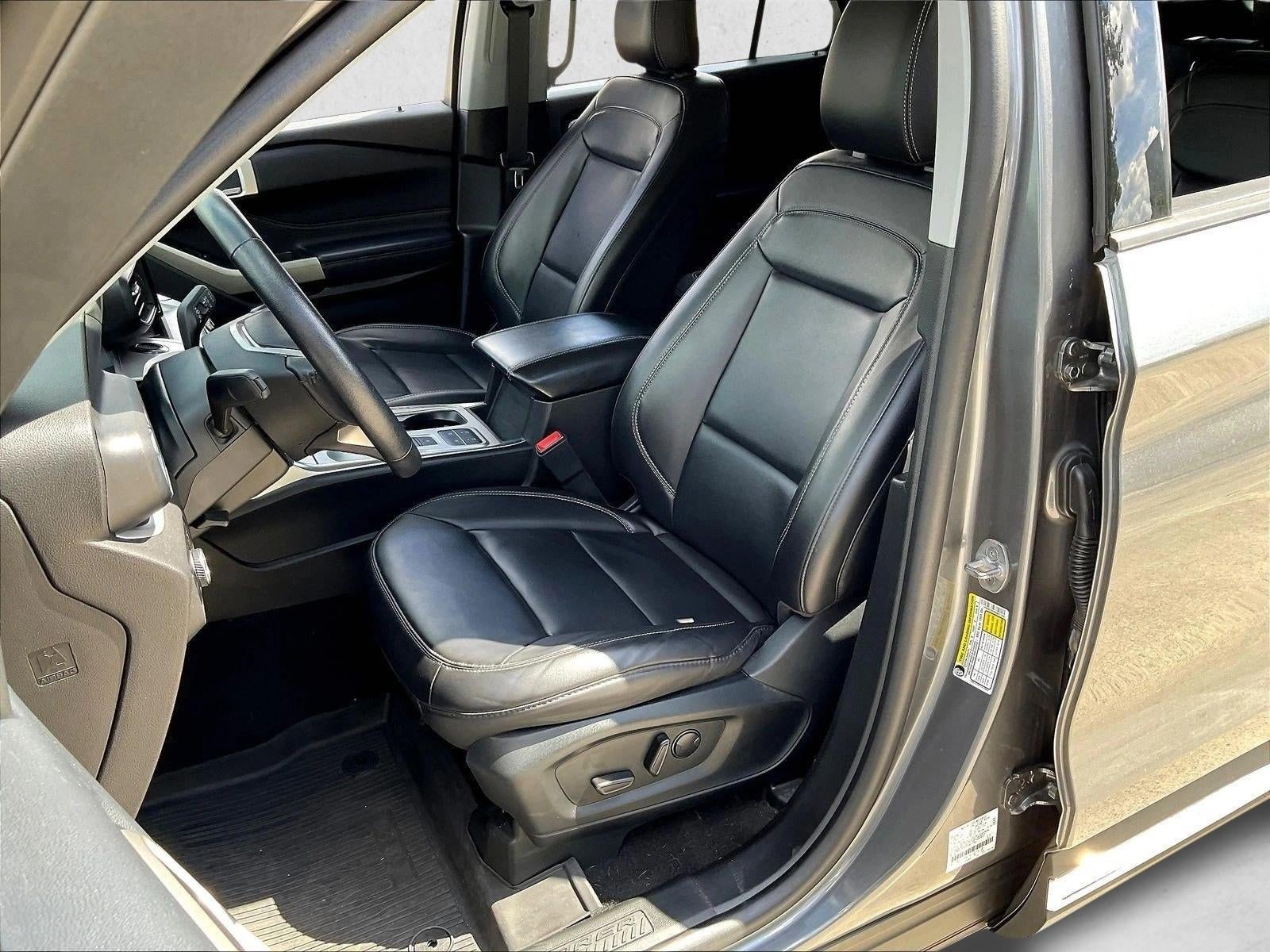 2023 Ford Explorer XLT RWD