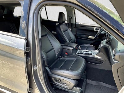 2023 Ford Explorer XLT RWD