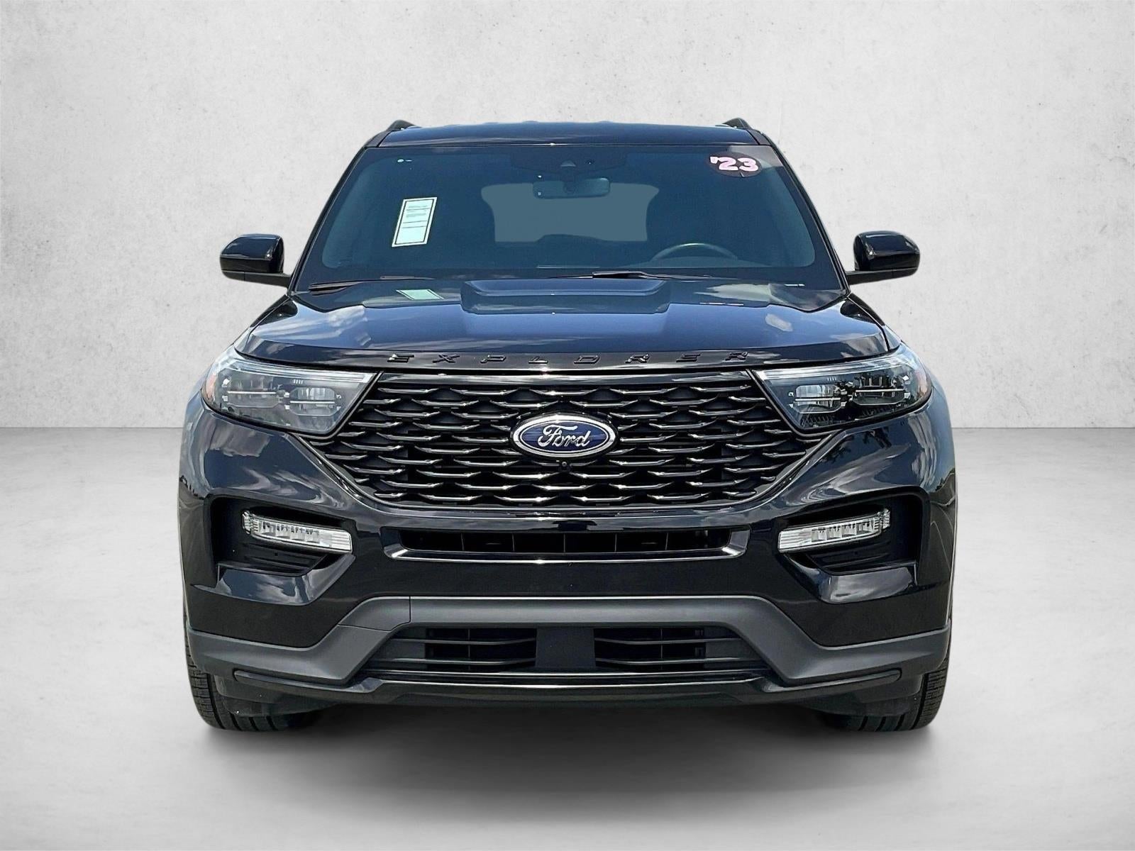 2023 Ford Explorer ST-Line RWD