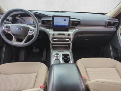 2023 Ford Explorer XLT 4WD