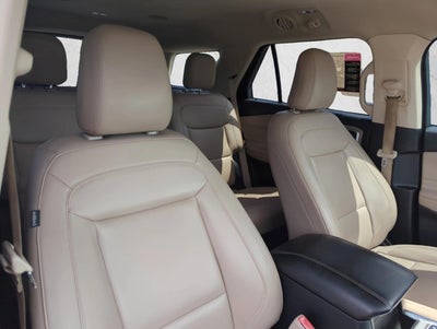 2021 Ford Explorer XLT 4WD