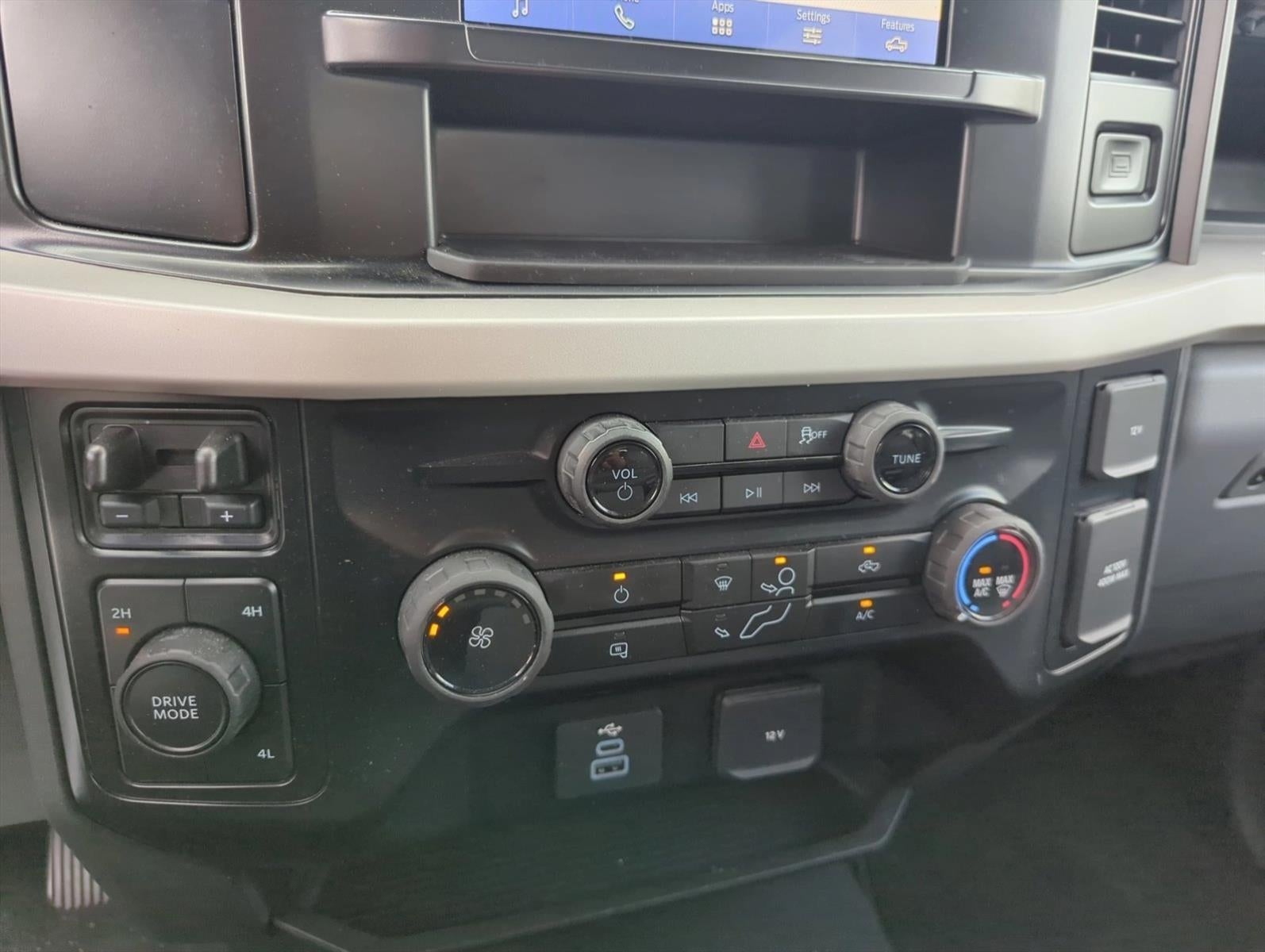 2026 Ford Super Duty F-250 SRW XLT 4WD Crew Cab 6.75' Box
