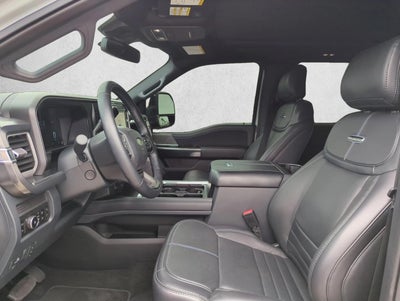 2025 Ford Super Duty F-250 SRW Platinum 4WD Crew Cab 6.75' Box