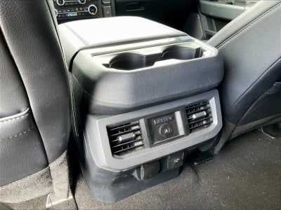2024 Ford Super Duty F-250 SRW LARIAT 4WD Crew Cab 6.75' Box