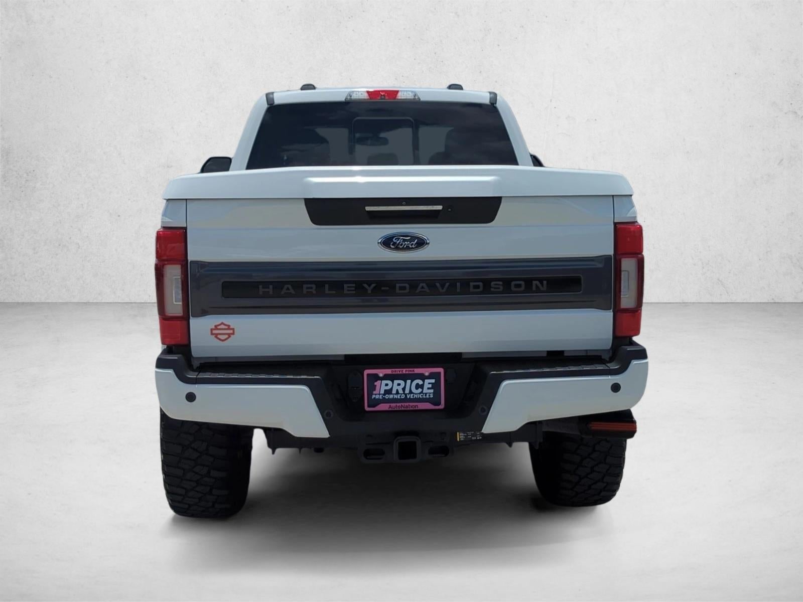 2022 Ford Super Duty F-250 SRW LARIAT 4WD Crew Cab 6.75' Box