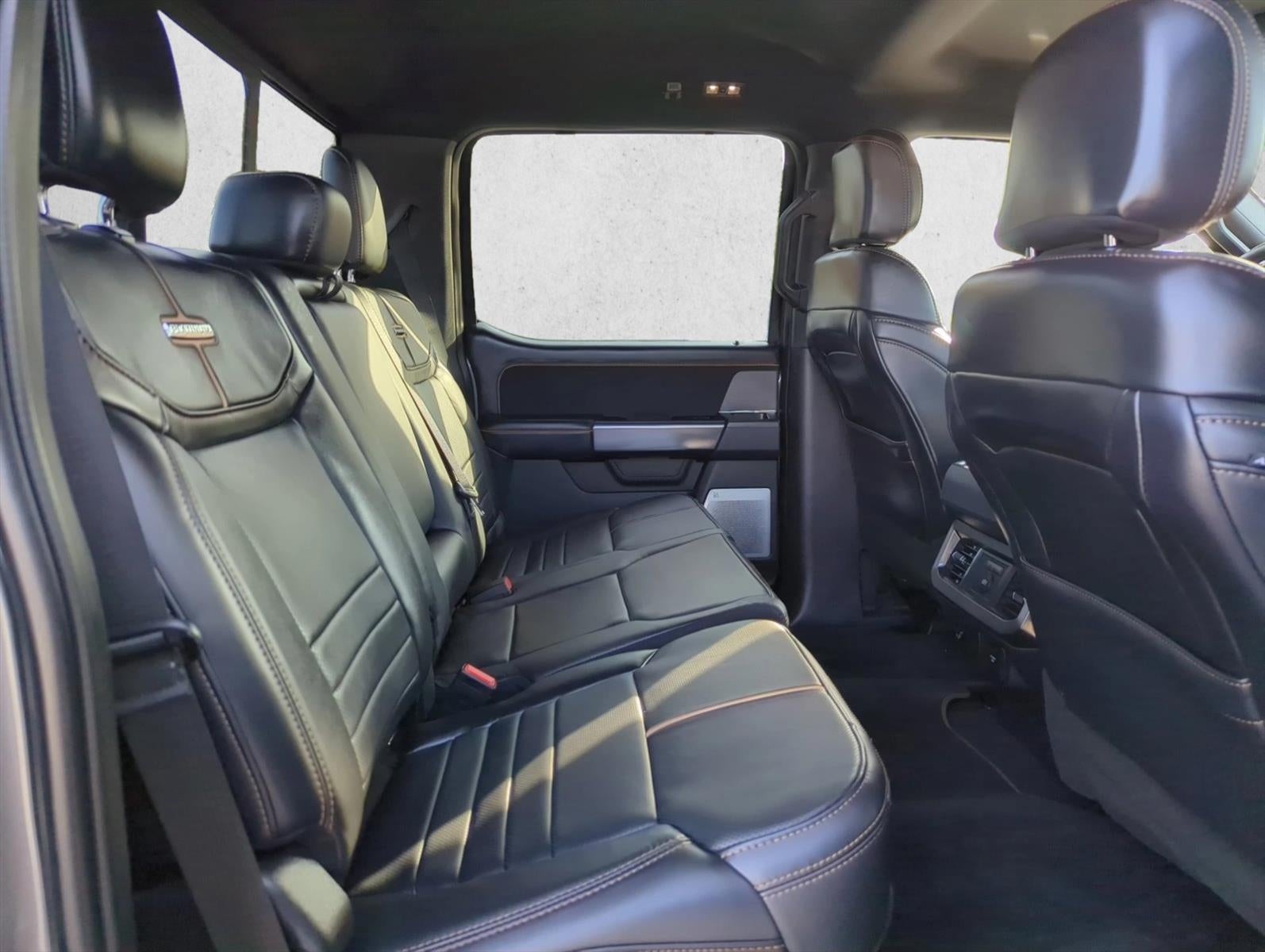 2024 Ford Super Duty F-350 SRW Platinum 4WD Crew Cab 6.75' Box